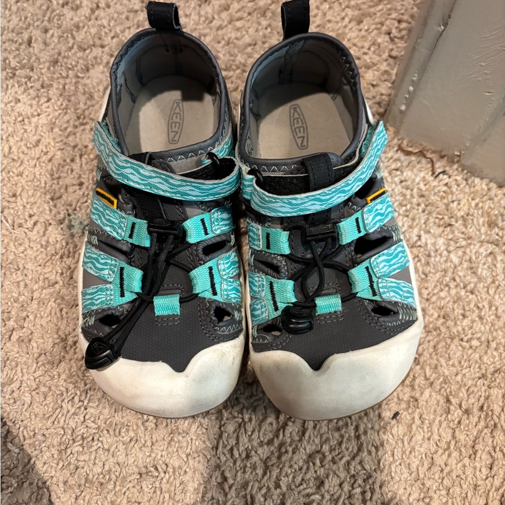 Keen Kids' Black and Teal Adventure Sandals